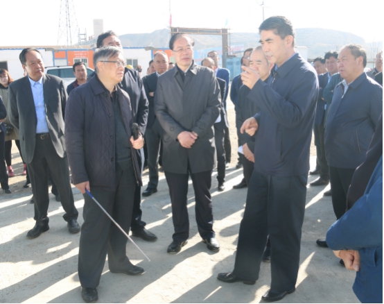 省委副書記、省長王建軍等領(lǐng)導(dǎo)一行視察海東工業(yè)園區(qū)臨空綜合經(jīng)濟(jì)園