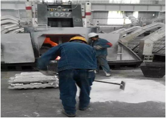 加強(qiáng)法治觀念、保障安全生產(chǎn)  嚴(yán)抓細(xì)管助推電解鋁安全生產(chǎn)新局面