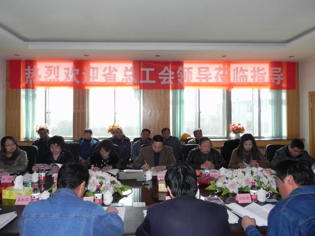 深入車間班組、&ldquo;零距離&rdquo;接觸職工、體驗(yàn)職工生活、傾聽(tīng)職工心聲