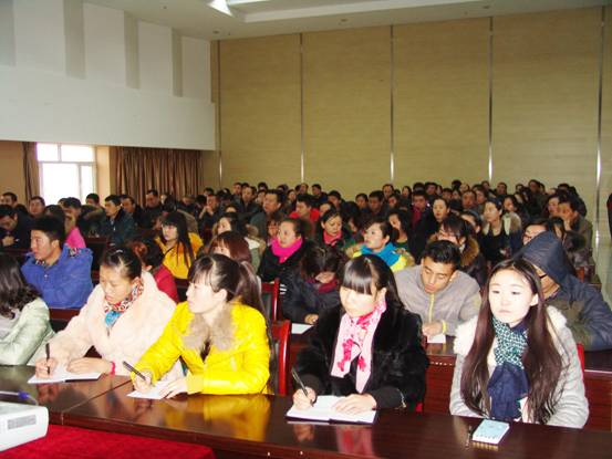 內(nèi)強(qiáng)個人素質(zhì)，外塑企業(yè)形象