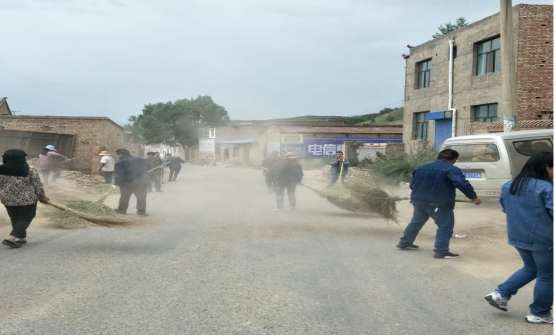 以&ldquo;慶七一&rdquo;為載體，物產(chǎn)工投公司黨委將&ldquo;黨的建設重點強化年&rdquo;活動向基層延伸