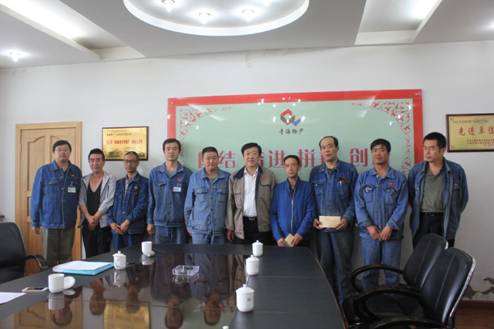 青海物產(chǎn)集團黨委開展慶祝建黨95周年，走訪慰問